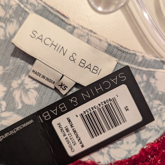 Sachin + Babi Chelsea Blouse Floral Black and White Long Sleeve Blouse XS - Picture 2 of 6